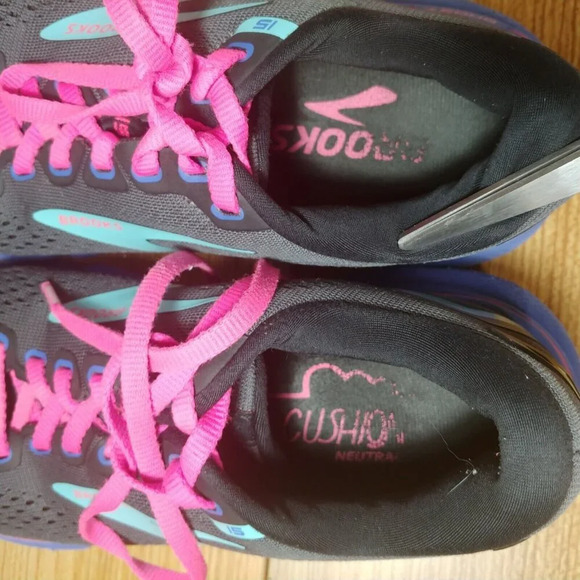 Brooks Ghost Running Shoes - Picture 7 of 8